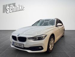 Weiß Gebraucht 2018 BMW 318 Advantage Kombi | 14.490 € (Fairer Preis)