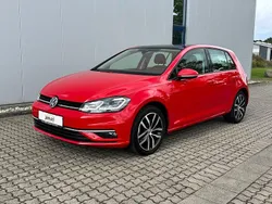 Rot Gebraucht 2019 VW Golf VII Highline Limousine | 16.950 € (Fairer Preis)