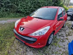 Rot Gebraucht 2010 Peugeot 206+ Kleinwagen | 3.990 € (Etwas zu teuer)