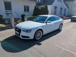 Weiß Gebraucht 2012 Audi A5 Comfort Coupé | 12.000 €