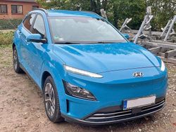 Blau Gebraucht 2022 Hyundai Kona Select SUV | 19.500 € (Guter Preis)