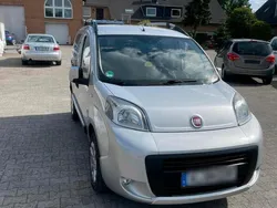 Silber Gebraucht 2016 Fiat Qubo Trekking Van / Kleinbus | 5.950 €