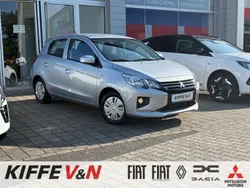 Silber Neu 2025 Mitsubishi Space Star Limousine | 13.790 €
