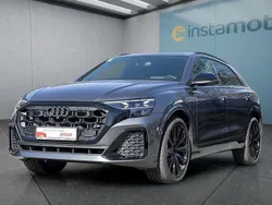 Grau Gebraucht 2024 Audi Q8 S-Line SUV | 96.299 €