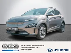 Braun / silky bronze Gebraucht 2023 Hyundai Kona Prime SUV | 29.990 € (Superpreis)