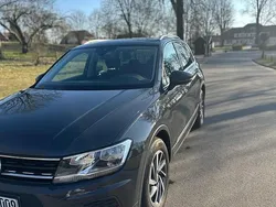 Grau Gebraucht 2018 VW Tiguan SUV | 21.000 € (Guter Preis)