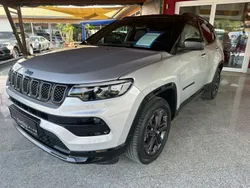 Silber Gebraucht 2021 Jeep Compass 80th Anniversary SUV | 24.990 € (Fairer Preis)