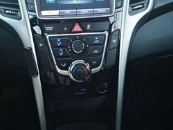 Schwarz Gebraucht 2016 Hyundai i30 Classic Limousine | 9.000 € (Fairer Preis)