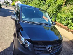 Schwarz Gebraucht 2019 Mercedes Vito Van / Kleinbus | 29.500 €