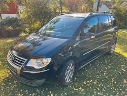 Schwarz Gebraucht 2007 VW Touran Van / Kleinbus | 850 €