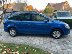 Blau Gebraucht 2018 VW Sharan Comfortline Van / Kleinbus | 17.500 € (Superpreis)