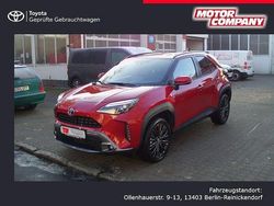 Karminarot metallic Gebraucht 2022 Toyota Yaris Hybrid Advance | 29.990 €