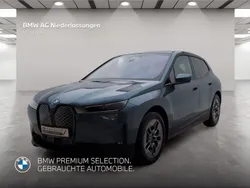 Blau Gebraucht 2022 BMW iX SUV | 44.706 € (Guter Preis)
