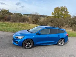 Blau Gebraucht 2020 Ford Focus ST-Line X Kombi | 16.999 € (Superpreis)