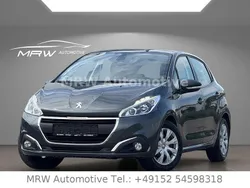 Grau Gebraucht 2017 Peugeot 208 Active Kleinwagen | 9.890 € (Fairer Preis)