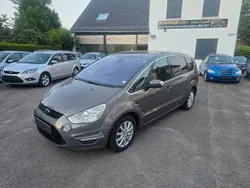 Braun Gebraucht 2014 Ford S-MAX Titanium Van / Kleinbus | 8.950 € (Guter Preis)