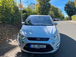 Weiß Gebraucht 2010 Ford S-MAX S Van / Kleinbus | 5.361 € (Etwas zu teuer)