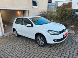 Weiß Gebraucht 2009 VW Golf VI Limousine | 4.999 € (Fairer Preis)