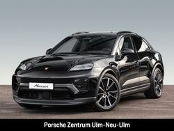 Tiefschwarzmetallic Gebraucht 2024 Porsche Macan SUV | 94.900 € (Fairer Preis)