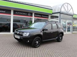 Braun Gebraucht 2017 Dacia Duster Lauréate SUV | 13.499 € (Fairer Preis)