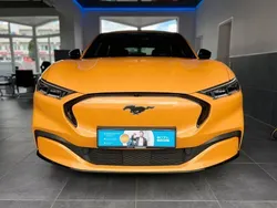 Cyber orange Gebraucht 2022 Ford Mustang Mach-E Premium SUV | 34.495 € (Superpreis)