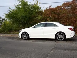 Weiß Gebraucht 2018 Mercedes CLA200 AMG line Coupé | 23.000 €