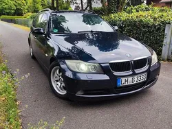 Blau Gebraucht 2006 BMW 320 Limousine | 2.000 € (Fairer Preis)