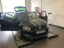 Schwarz Gebraucht 2012 VW Polo Trendline Kleinwagen | 5.400 € (Guter Preis)