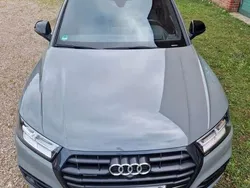 Grau Gebraucht 2018 Audi Q5 SUV | 23.000 € (Fairer Preis)