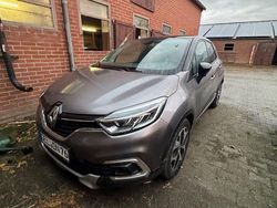 Grau Gebraucht 2018 Renault Captur SUV | 11.200 € (Guter Preis)