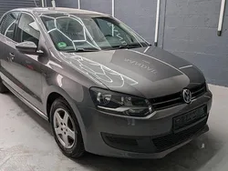 Grau Gebraucht 2014 VW Polo Comfortline Limousine | 5.100 € (Guter Preis)