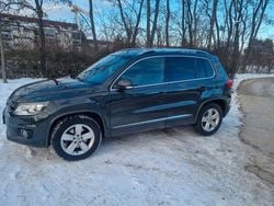 Grau Gebraucht 2016 VW Tiguan LOUNGE SUV | 14.000 € (Guter Preis)