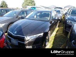 Schwarzmagic perleffekt Gebraucht 2024 Skoda Octavia Selection Kombi | 28.380 € (Superpreis)