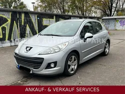 Grau Gebraucht 2011 Peugeot 207 Premium Kleinwagen | 5.990 € (Etwas zu teuer)