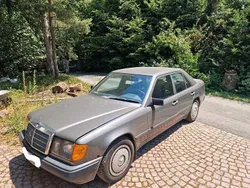 Gebraucht 1986 Mercedes 260 Limousine | 3.900 €