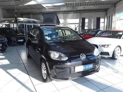 Schwarz Gebraucht 2015 VW up! Move Kleinwagen | 9.760 €