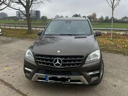 Gebraucht 2025 Mercedes 350 SUV | 16.300 €