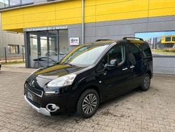 Lack onyx schwarz/deckende lac Gebraucht 2013 Peugeot Partner Tepee Style Van / Kleinbus | 7.990 € (Fairer Preis)