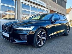 Black solid stone / solid Gebraucht 2020 Volvo V60 R-Design Kombi | 36.990 € (Teuer)