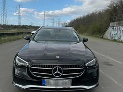 Schwarz Gebraucht 2020 Mercedes E220 Kombi | 30.500 € (Fairer Preis)
