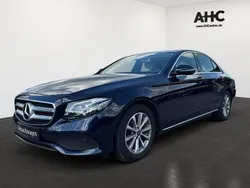 Blau Gebraucht 2018 Mercedes E250 Limousine | 25.900 € (Fairer Preis)