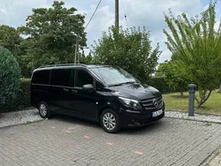 Schwarz Gebraucht 2018 Mercedes Vito Van / Kleinbus | 22.000 € (Teuer)