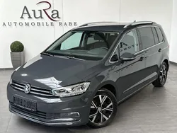 Grau Gebraucht 2020 VW Touran Highline Van / Kleinbus | 21.749 € (Guter Preis)