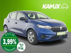 Blau Gebraucht 2021 Dacia Sandero Essentiel Kleinwagen | 12.490 € (Guter Preis)