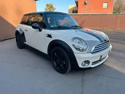 Weiß Gebraucht 2009 Mini ONE Kleinwagen | 3.990 € (Fairer Preis)
