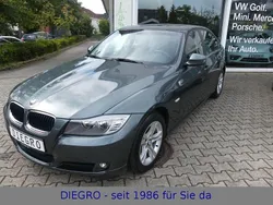 Grau Gebraucht 2010 BMW 318 Limousine | 8.450 € (Fairer Preis)