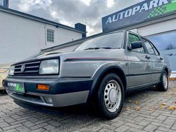 Silber Gebraucht 1990 VW Jetta Limousine | 4.990 €