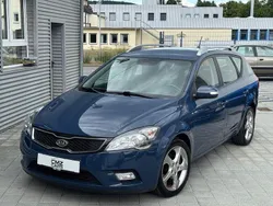 Blau Gebraucht 2011 Kia Ceed Sportswagon Kombi | 4.990 € (Fairer Preis)