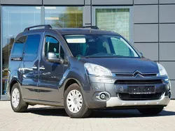 Grau Gebraucht 2014 Citroën Berlingo SELECTION Van / Kleinbus | 10.980 € (Teuer)