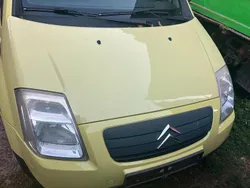 Gelb Gebraucht 2008 Citroën C2 Kleinwagen | 1.200 €